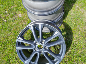 pieskovanie diskov osobného auta